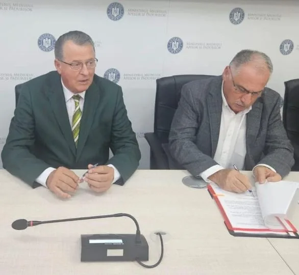 Parcul Național Ceahlău rămâne în administrarea CJ Neamț încă 10 ani