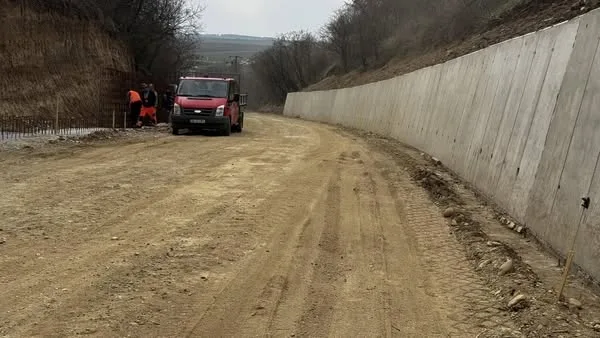 Modernizare pe DJ 704 A Sebeș - Pianu de Jos