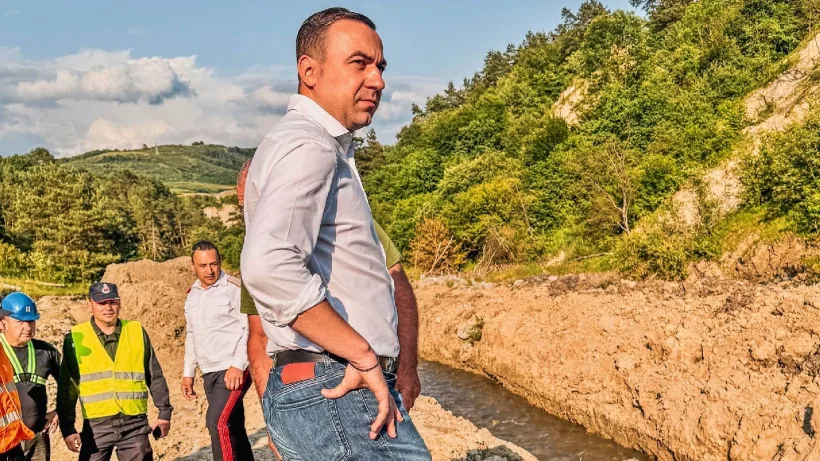 Ministru Energiei, despre dezinformările legate de lacul Vidraru: Să lăsăm poveștile cu mistere și conspirații pentru cărți și filme