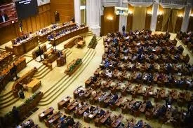 Impact financiar redus: Senatul aprobă tacit eliminarea CASS pentru categorii vulnerabile