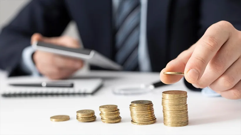 Guvernul majorează salariul minim; impact estimat de peste 500 de milioane de lei la buget