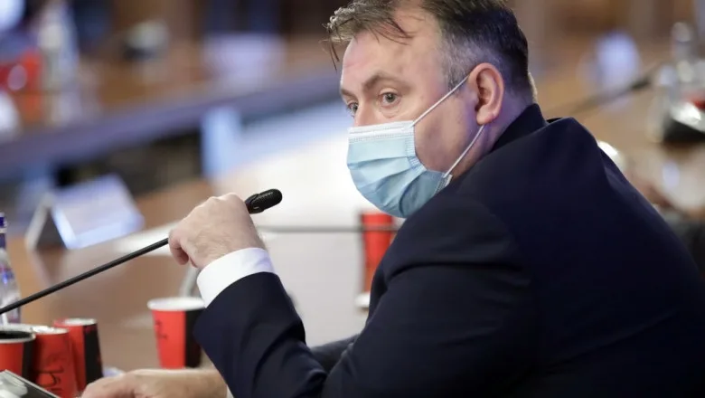 Tătaru:"Mai avem nevoie de încă trei săptămâni ca să putem scădea ca număr de cazuri"
