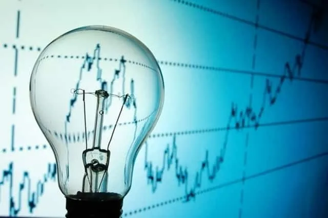 Victorie zdrobitoare a Guvernului Orban: a reușit să ieftinească, pentru anul viitor, ”în mod consistent”energia electrică - 1 ban/kwh