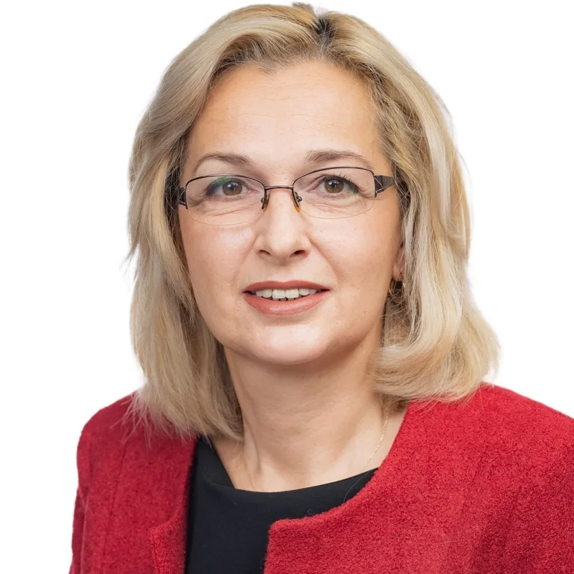 Senatoarea Laura Georgescu: „România Educată” ignoră studenţii şi calitatea învăţământului universitar!