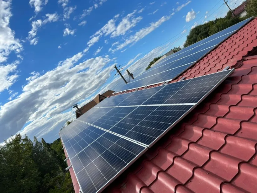 Proiect pentru inventarierea suprafeței totale a acoperișurilor instituțiilor publice, pe care pot fi instalate panouri fotovoltaice