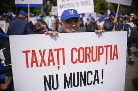 Protest spontan al angajaților Guvernului României