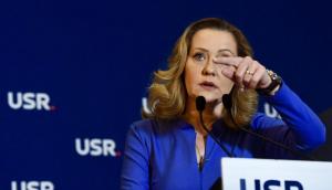 Lasconi: &icirc;n lipsa unei comunicări transparente, &icirc;nfloresc teorii ale conspirației și actuala putere toarnă apă la rădăcina izolaționiștilor