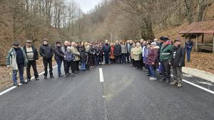 Țara Moților și Ținutul Orăștiei, legate de un drum județean modern, care scurtează timpii de deplasare dintre cele două comunități