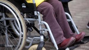 Premierul Ciolacu: Nu cred că avem peste 800.000 de persoane cu handicap în România