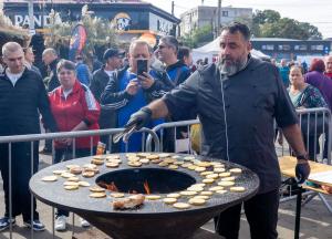 Maeștri bucătari și spectacole populare, la Târgul de Toamnă din Galați