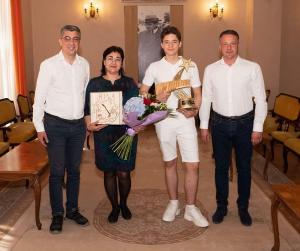 Talentatul brăilean Cristian CIAUȘU, câștigătorul ROMÂNII AU TALENT !