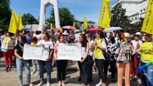 Protestul de amploare la București chiar în ziua în care Guvernul dezbate proiectul de reduceri de posturi din sectorul public