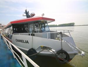 Curse de agrement pe Dunăre. Nava Camelia a Consiliului Județean Galați reia cursele începând de Dunăre