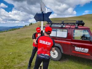 CJ Gorj și Serviciul Salvamont,  preocupare permanenta pentru siguranța turiștilor în munți!