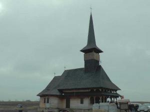 O biserică de lemn din Sighetu Marmației  va fi restaurată cu bani de la Ambasada SUA