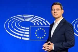 Negrescu: Un Ro-Exit ar fi cel mai anti-național demers și un dezastru economic pentru români