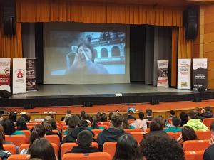 Expertul antidrog Cătălin Țone, lecții despre impactul stupefiantelor, tinerilor din Vaslui