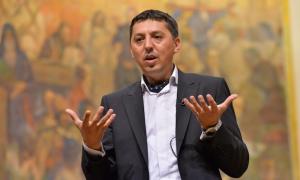 David: Participarea la olimpiade organizate de minister aduce o greutate mare concursurilor, stimulând prea devreme o industrie a meditațiilor