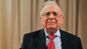 Ion Iliescu, fostul președinte al României, rămâne internat la terapie intensivă