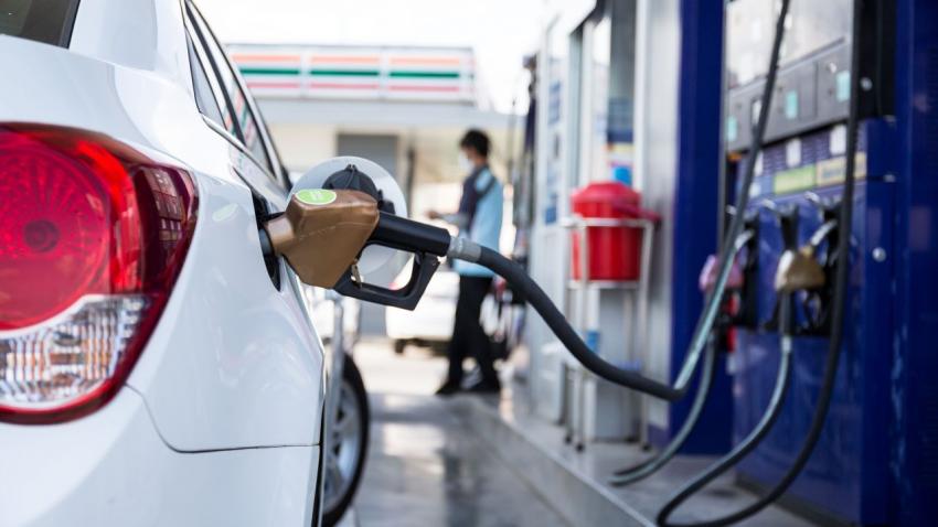 Nicușor Dan: „Nu se pune problema raționalizării carburanților în perioada imediată”