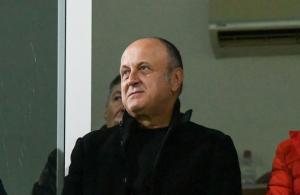 Oamenii de afaceri din România avertizează asupra pericolului reprezentat de ascensiunea lui Călin Georgescu