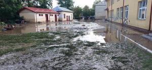 Școlile închise din cauza inundațiilor din județul Galați, vizitate de ministrul Educației