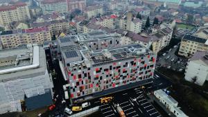 Primul corp nou de spital județean construit &icirc;n Rom&acirc;nia după 1989 a fost finalizat la Bistrița prin PNRR