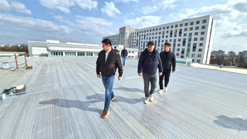 Autoritățile au făcut ultimele verificări pe șantierul parcării supraetajate de la Spitalul Județean Galați