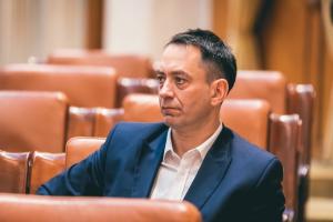 Csoma Botond despre scandalul AUR vs. Șoșoacă din Parlament: Era ca într-o crâșmă de mahala