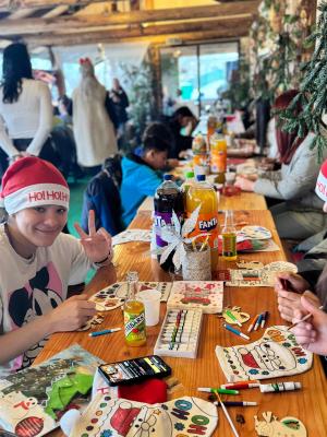 Spiritul Crăciunului a coborât peste copiii din centrele de plasament din Ilfov