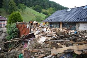 Furtuna a făcut prăpăd în nordul Moldovei. Ministrul Mediului a convocat Comitetul pentru Situații de Urgență