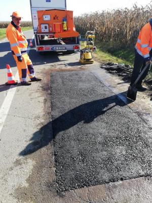 Rețeaua rutieră Alba &icirc;n revizie, după sezonul de iarnă