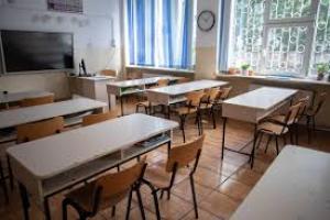 USR critică propunerea privind introducerea unei săli de detenție în școli