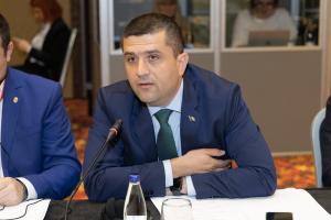 Radu Miruță: directorul Incertrans, cel cu un salariu de 53.910 lei, și-a redus din proprie inițiativă câștigul la 14.000 lei