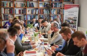 Aproape 18 milioane de lei din impozitul pe venit, repartizați administrațiilor locale harghitene