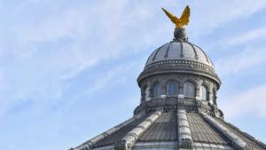 Preoții face slujbe de pomenire pentru eroii Revoluției din decembrie 1989