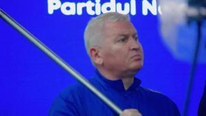 Scandal monstru în Parlament: Florin Roman susține că a fost lovit cu genunchiul în zona nasului de Dan Vîlceanu