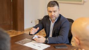 Primarul Bucureștiului atacă STB: &bdquo;Structura e supradimensionată și costă c&acirc;t două orașe Brașov&rdquo;