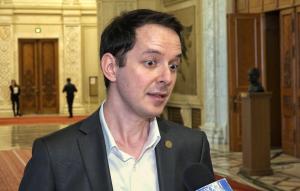 USR atacă puterea: PSD face pensionarilor, din nou, în prag de an electoral, promisiuni goale